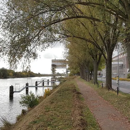 Feriehus Huisje Aan De Maas