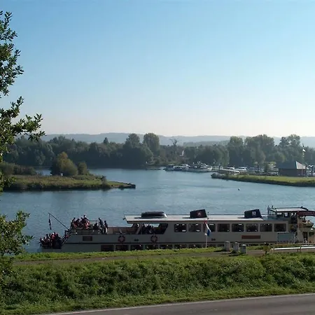 Feriehus Huisje Aan De Maas